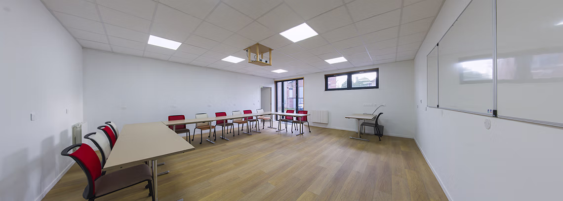 _Grande_Salle_Panorama_02